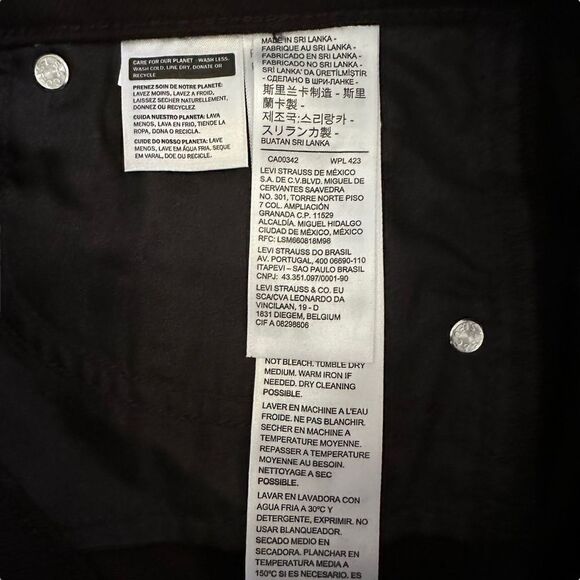 Levi’s ~ Mid length Denim Shorts ~ size 26 - Picture 4 of 10